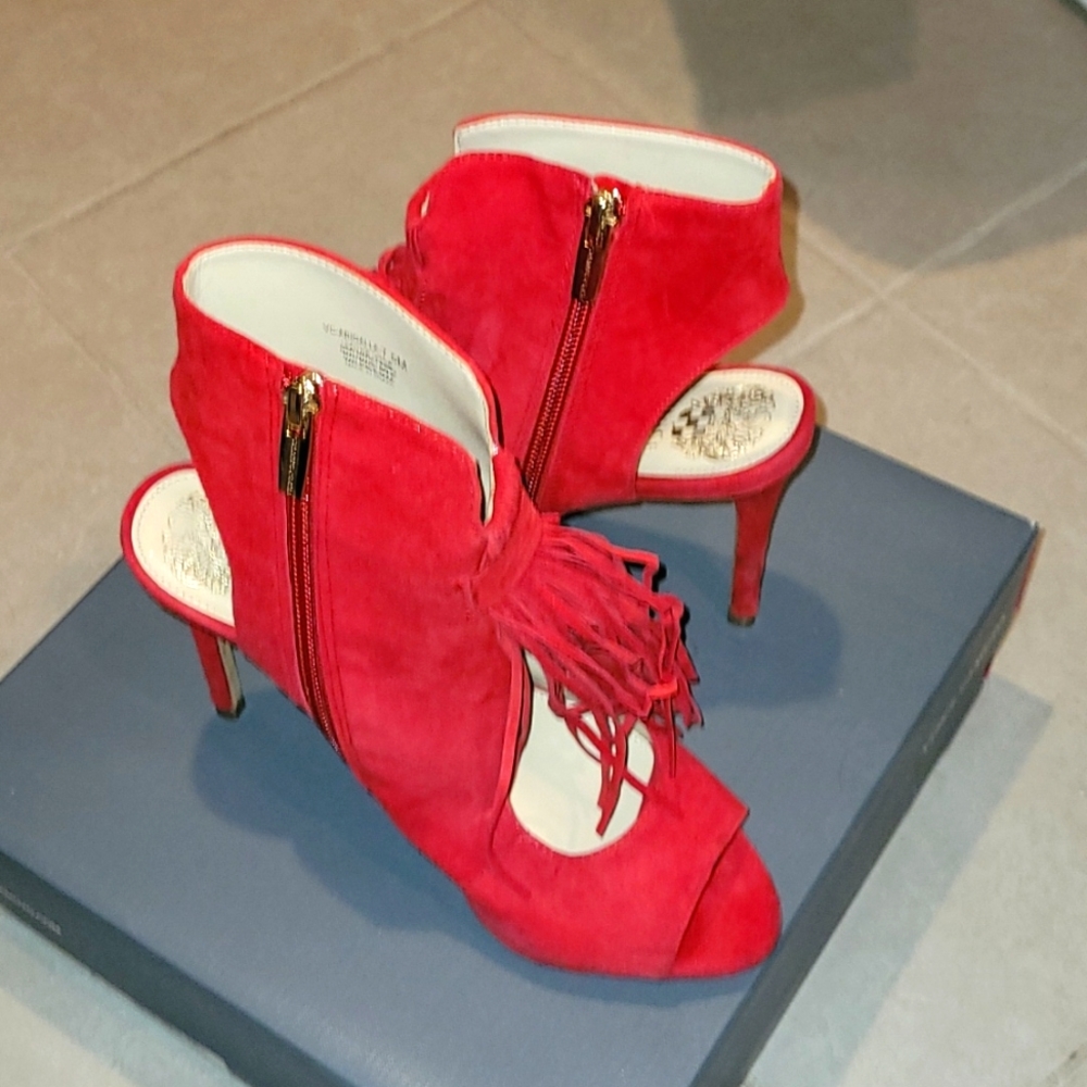 Vince camuto size 7 red heels with fringes